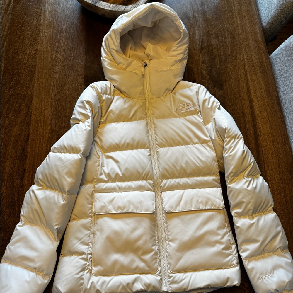 The North Face Women's Cream Puffer Jacket